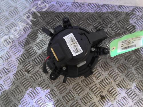 Used Heater blower motor PEUGEOT EXPERT Bus (V_) 2.0 BlueHDi 150 (150 hp) 20354129