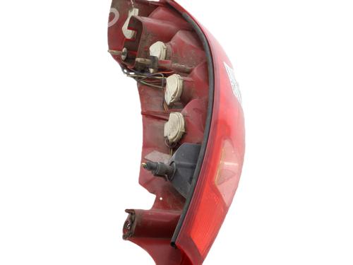 Used Right taillight Right taillight 38526633 38526633