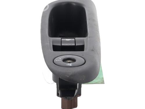 Used Right front window switch Right front window switch RENAULT CLIO II (BB_, CB_) 1.5 dCi (B/CB08) (82 hp) 28283540 28283540