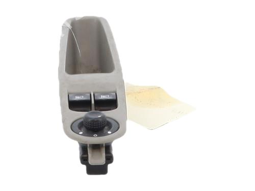 left-front-window-switch-renault-zoe-bfm_-2012-39957801 main image