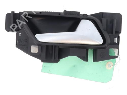 Høyre foran invendig håndtak PEUGEOT 208 II (UB_, UP_, UW_, UJ_) 1.2 PureTech 75 (75 hp) 30362014