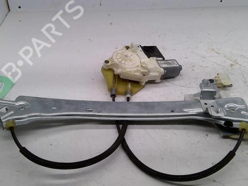 Rudehejsemekanisme Højre bagtil Rudehejsemekanisme Højre bagtil RENAULT MEGANE III Hatchback (BZ0/1_, B3_) 1.5 dCi (BZ09, BZ0D, BZ1W, BZ29, BZ14) (110 hp) 33803503 33803503