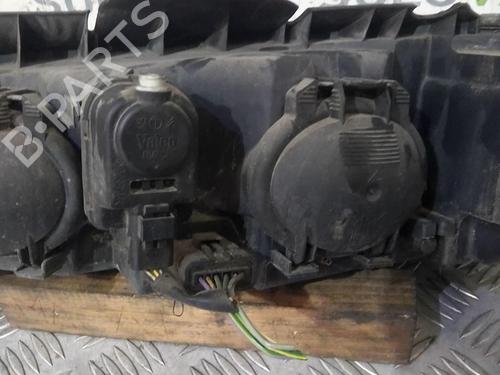 Right headlight PEUGEOT 406 (8B) 2.0 HDI 110 | BP22004670C29 