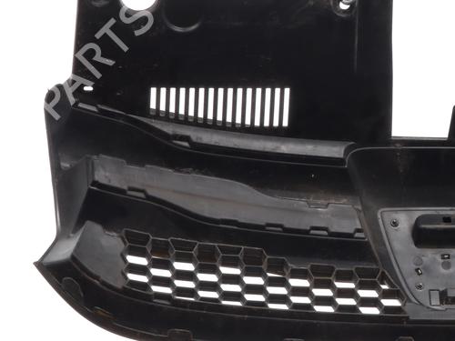 Grill DACIA SANDERO II TCe 90 (B8M1, B8MA, B8AC) | BP28174982C40 - Image 4