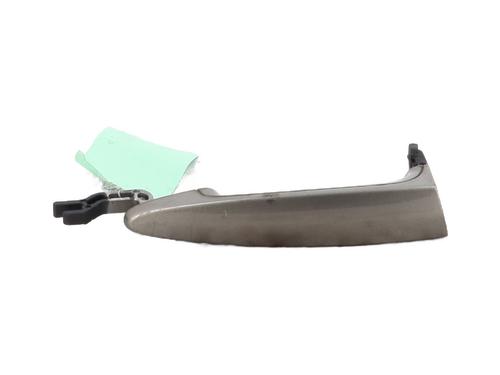 Used Front right exterior door handle BMW 1 (F20) 118 d (150 hp) 28104339