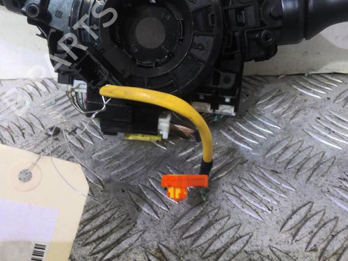 Used Steering column stalk TOYOTA YARIS (_P9_) 1.4 D-4D (NLP90_, NLP90R) (90 hp) 21777818