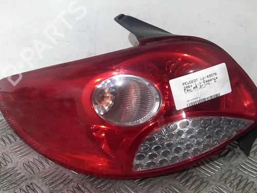 Used Left taillight PEUGEOT 206+ (2L_, 2M_) 1.1 (60 hp) 20355973