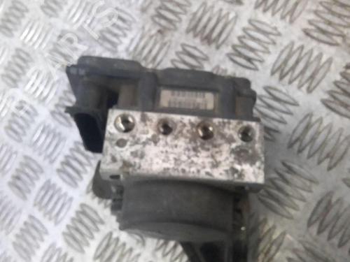 Used ABS pump ABS pump RENAULT CLIO III Grandtour (KR0/1_) 1.5 dCi (KR0G) (68 hp) 20364576 20364576