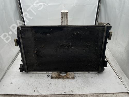 Used Water radiator Water radiator 37704228 37704228