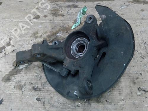 Used Left front steering knuckle TOYOTA COROLLA Verso (_E12_) 2.0 D-4D (CDE120_, CDE120R) (90 hp) 30910210