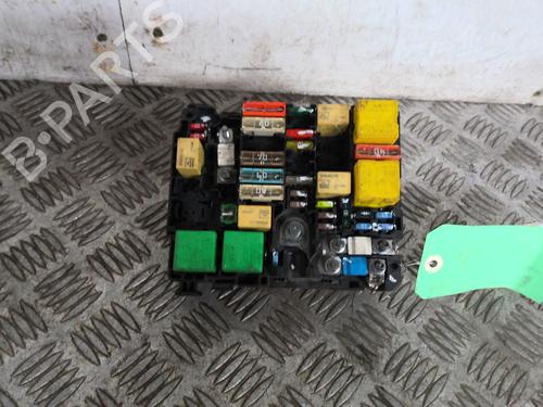 Used Fuse box Fuse box PEUGEOT 208 I (CA_, CC_) 1.6 HDi (114 hp) 20358878 20358878