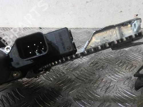 Used Front right window mechanism Front right window mechanism OPEL ASTRA H GTC (A04) 1.3 CDTI (L08) (90 hp) 21817330 21817330