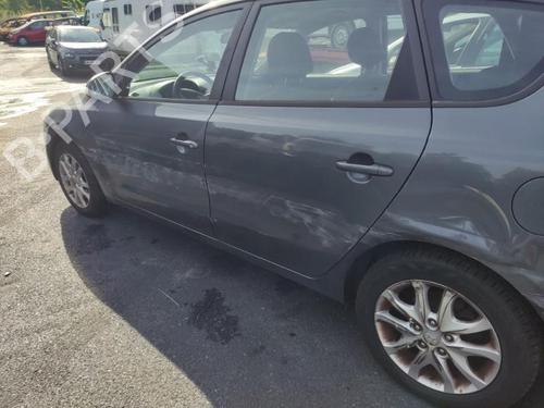 Switch HYUNDAI i30 Estate (FD) 1.6 CRDi | BP33729967I30  - Image 16