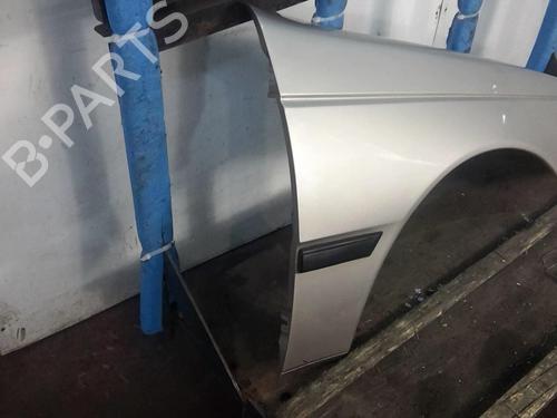 Used Right front fenders Right front fenders PEUGEOT 405 I (15B) 1.6 (94 hp) 20359359 20359359
