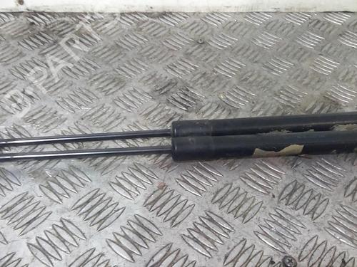 Tailgate lift support VW GOLF VI (5K1) 2.0 TDI | BP21555536C138 