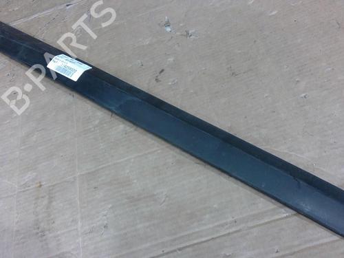 Used Door moulding trim PEUGEOT 308 I (4A_, 4C_) 1.6 HDi (109 hp) 30770893