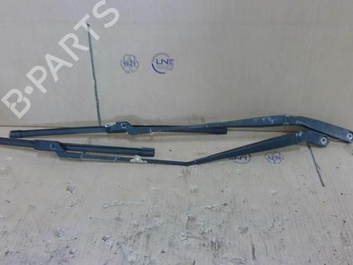 Used Front windshield wiper arm VW POLO (9N_, 9A_) 1.4 TDI (70 hp) 27237194