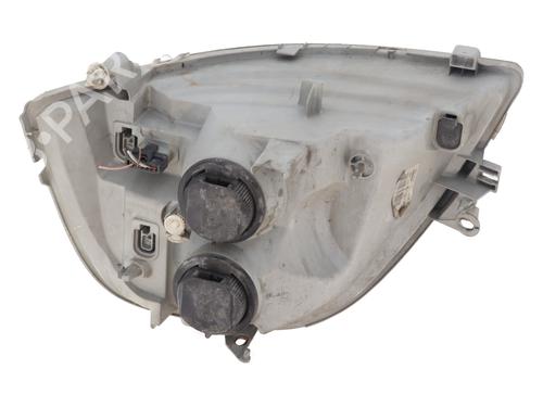 Used Right headlight Right headlight RENAULT MASTER II Van (FD) 2.5 dCi (FD02) (101 hp) 33319305 33319305