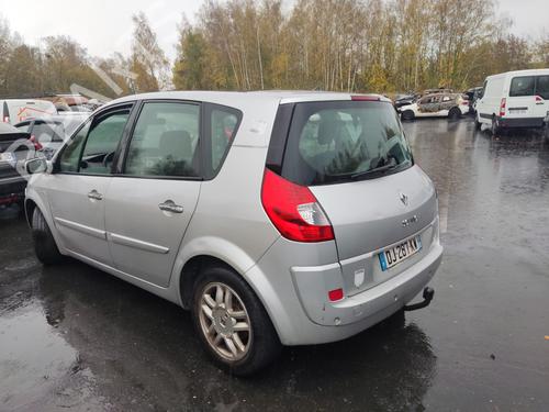 Radio RENAULT SCÉNIC II (JM0/1_) 1.5 dCi (JM1E, JM16) | BP30555888E6