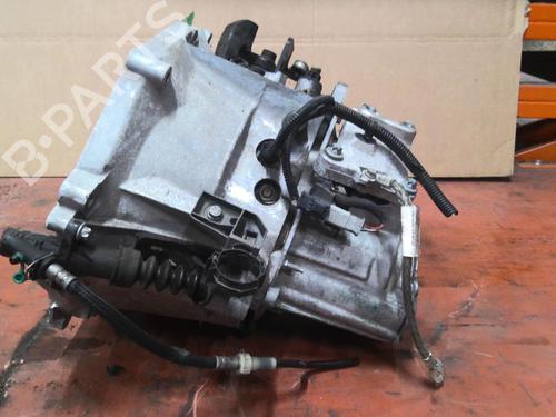 Used Gearbox Gearbox PEUGEOT 2008 II (UD_, US_, UY_, UJ_, UR_, UC_) 1.2 PureTech 100 (USHNK) (101 hp) 32709324 32709324