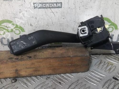 Used Switch Switch VW GOLF V (1K1) 1.9 TDI (105 hp) 21816744 21816744