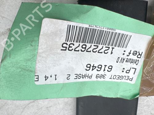 Used Front right seatbelt Front right seatbelt 37245885 37245885