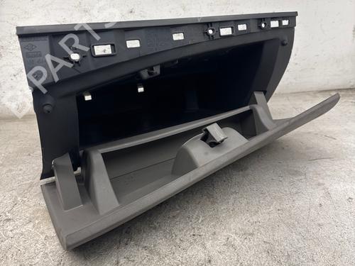Used Glove box Glove box 37690338 37690338
