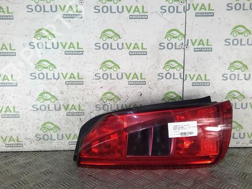 Farolim esquerdo Farolim esquerdo LANCIA MUSA (350_) 1.9 D Multijet (350.AXC1A) (101 hp) 22002695 22002695