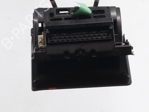 Used Glove box Glove box VW PASSAT B6 (3C2) 2.0 TDI 16V (140 hp) 30659333 30659333