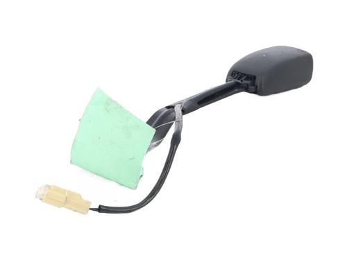 Used Seat buckle SUZUKI SWIFT III (MZ, EZ) 1.5 (RS415, ZC21S) (102 hp) 31604238