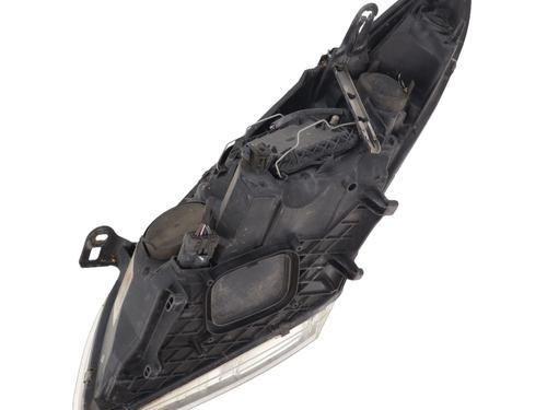 right-headlight-renault-megane-iii-hatchback-bz01_-b3_-2008-34336666 main image