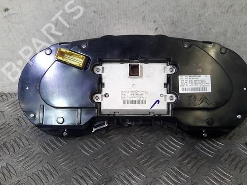 Used Instrument cluster Instrument cluster 20363784 20363784