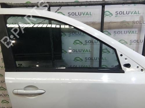 Used Right front door Right front door 20369929 20369929