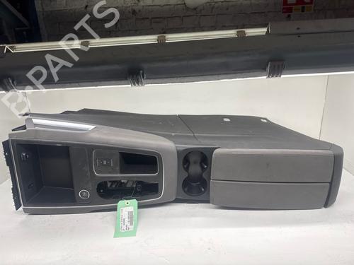 Middle console CITROËN C5 AIRCROSS (A_) 1.6 Hybrid 225 (A45GFR) | BP39042084I22 - Image 5