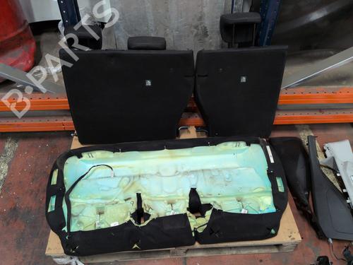 Used Rear seat Rear seat RENAULT CLIO V (B7_) 1.0 SCe 65 (B7MR) (65 hp) 33968812 33968812