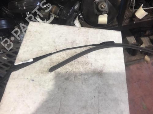 Front windshield wiper arm PEUGEOT 208 I (CA_, CC_) 1.6 BlueHDi 100 | BP21558015C143 