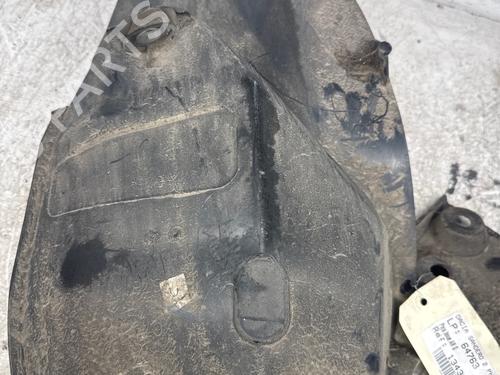 wheel-arch-dacia-sandero-ii-2012-40289599 main image