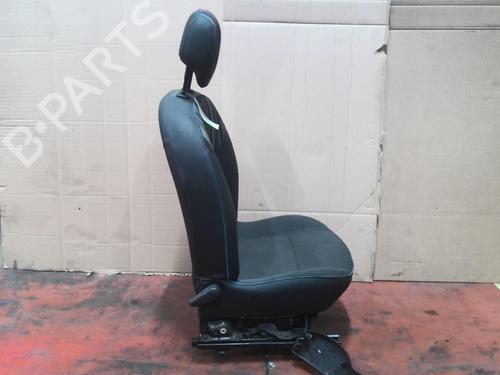 Used Left front seat Left front seat RENAULT TWINGO II (CN0_) 1.2 16V (CN04, CN0B) (75 hp) 33741456 33741456