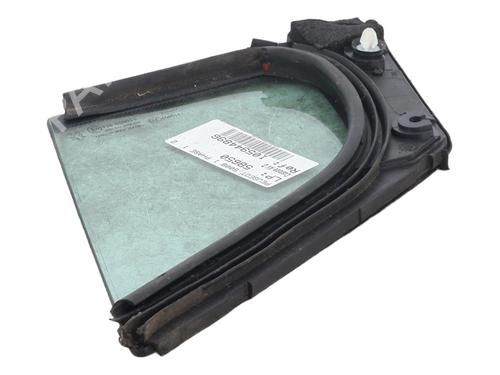 front-right-quarter-glass-peugeot-5008-0u_-0e_-2009-2010-2011-2012-2013-2014-2015-2016-2017-26011746 main image
