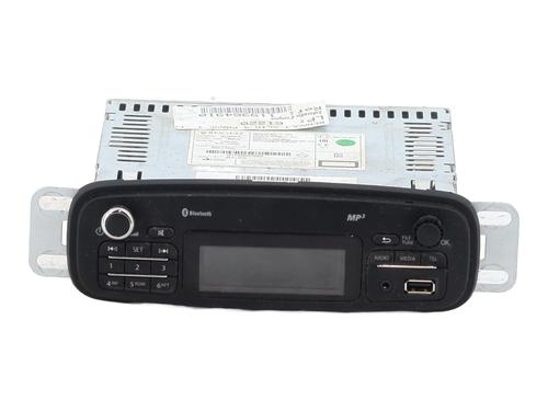 Used Radio RENAULT CLIO IV (BH_) 1.5 dCi 75 (75 hp) 31818106