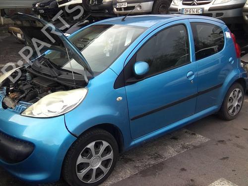 Front wiper motor PEUGEOT 107 (PM_, PN_) 1.4 HDi | BP20364460M29 
