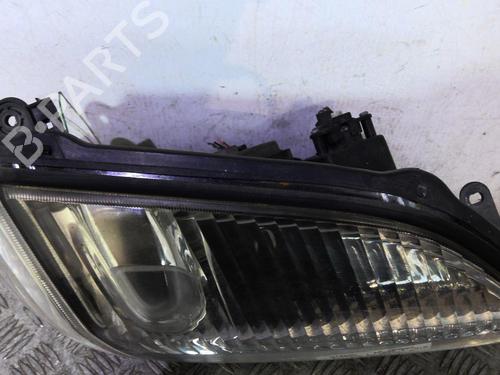 Right headlight NISSAN X-TRAIL I (T30) 2.2 Di 4x4 | BP20359338C29 