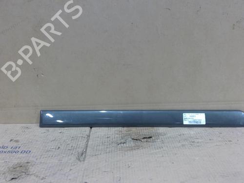 Used Door moulding trim OPEL ZAFIRA / ZAFIRA FAMILY B (A05) 1.9 CDTI (M75) (100 hp) 29607355