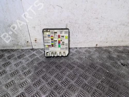 Boîte à Fusibles RENAULT MEGANE III Hatchback (BZ0/1_, B3_) 1.5 dCi (BZ09, BZ0D, BZ1W, BZ29, BZ14) | BP20358356E1