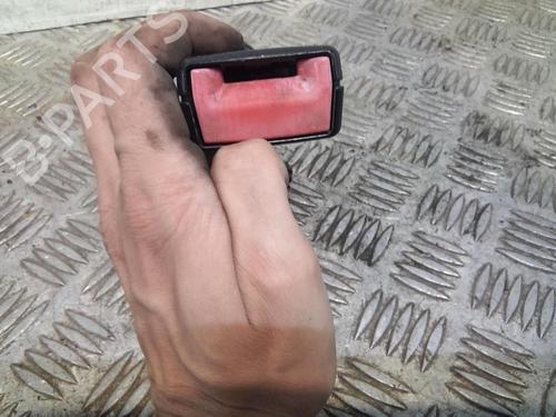 Used Seat buckle FORD FIESTA VI (CB1, CCN) 1.4 TDCi (70 hp) 20358514