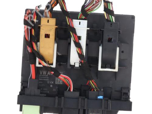 Fuse box VW SCIROCCO III (137, 138) 2.0 TDI | BP30159478E1