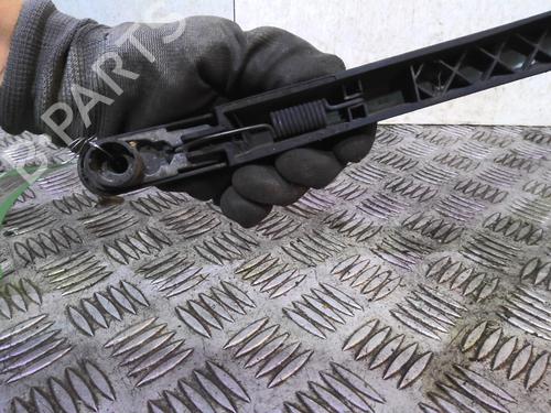 rear-windshield-wiper-arm-renault-twingo-ii-cn0_-2007-25276369 main image