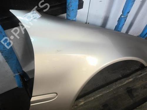Used Right front fenders Right front fenders 20354961 20354961