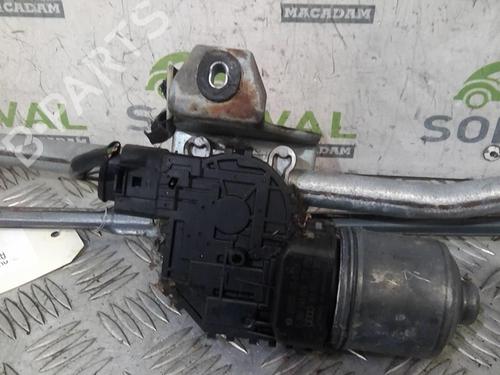 Used Front wiper motor AUDI A4 B6 (8E2) 2.5 TDI (163 hp) 22004681