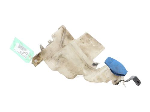windscreen-washer-tank-vw-passat-b6-3c2-2005-2006-2007-2008-2009-2010-2011-30473628 main image